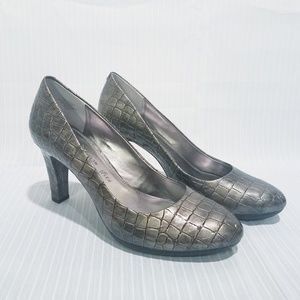 Anne Klein Iflex Clemence Pewter Croc Heel 8.5M